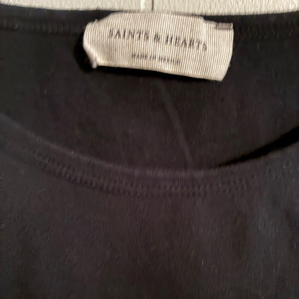 Saints & Hearts Shirt Black Graphic Tee with Cheetah Lips Size Medium Like NEW - Picture 3 of 4